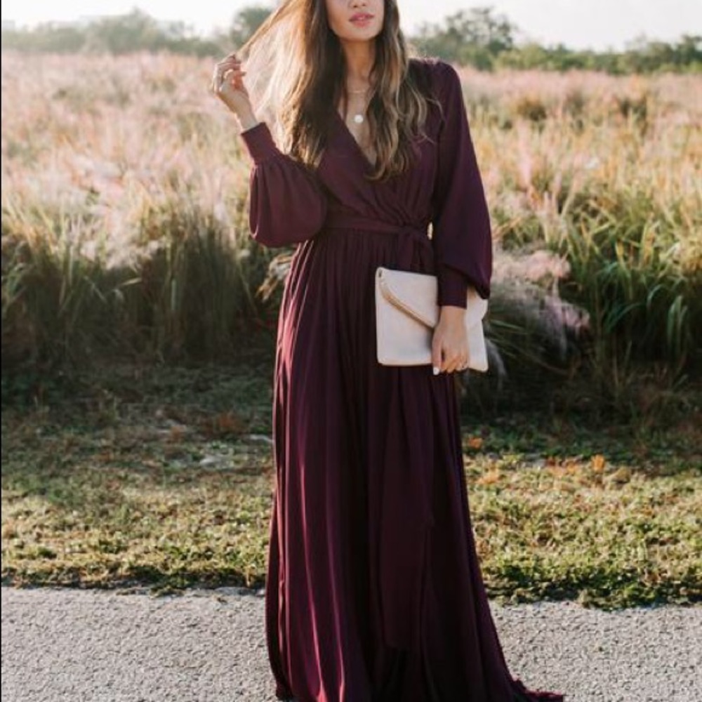 NWOT Vici Long Sleeve Diana Maxi Dress